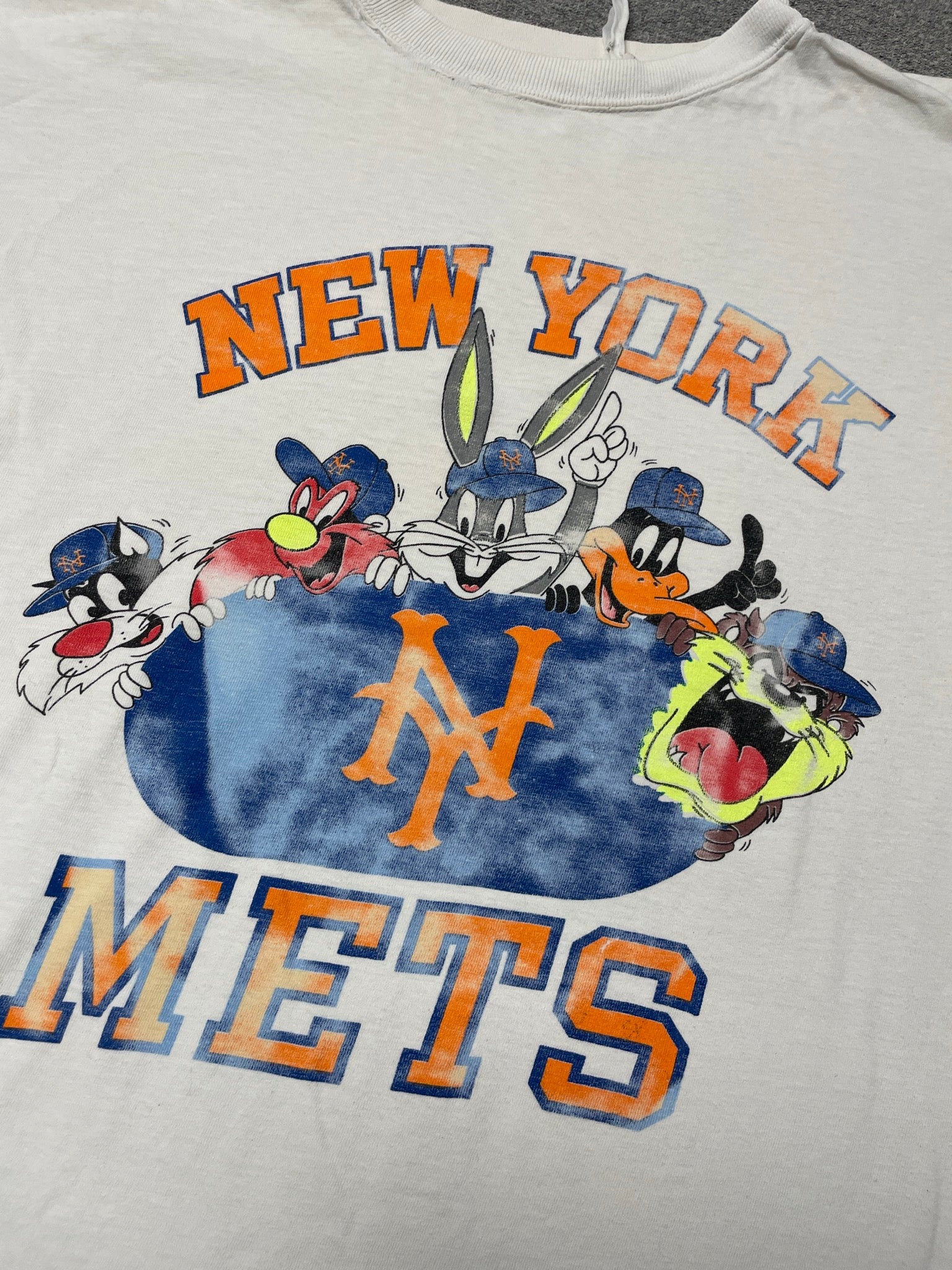 Vintage 90s New York Mets MLB Looney Tunes T-Shirt