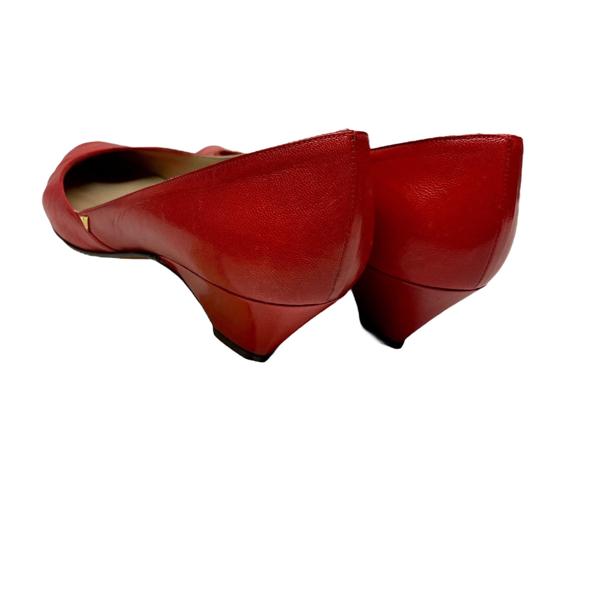 *Gucci Red Pumps Black Market Vintage