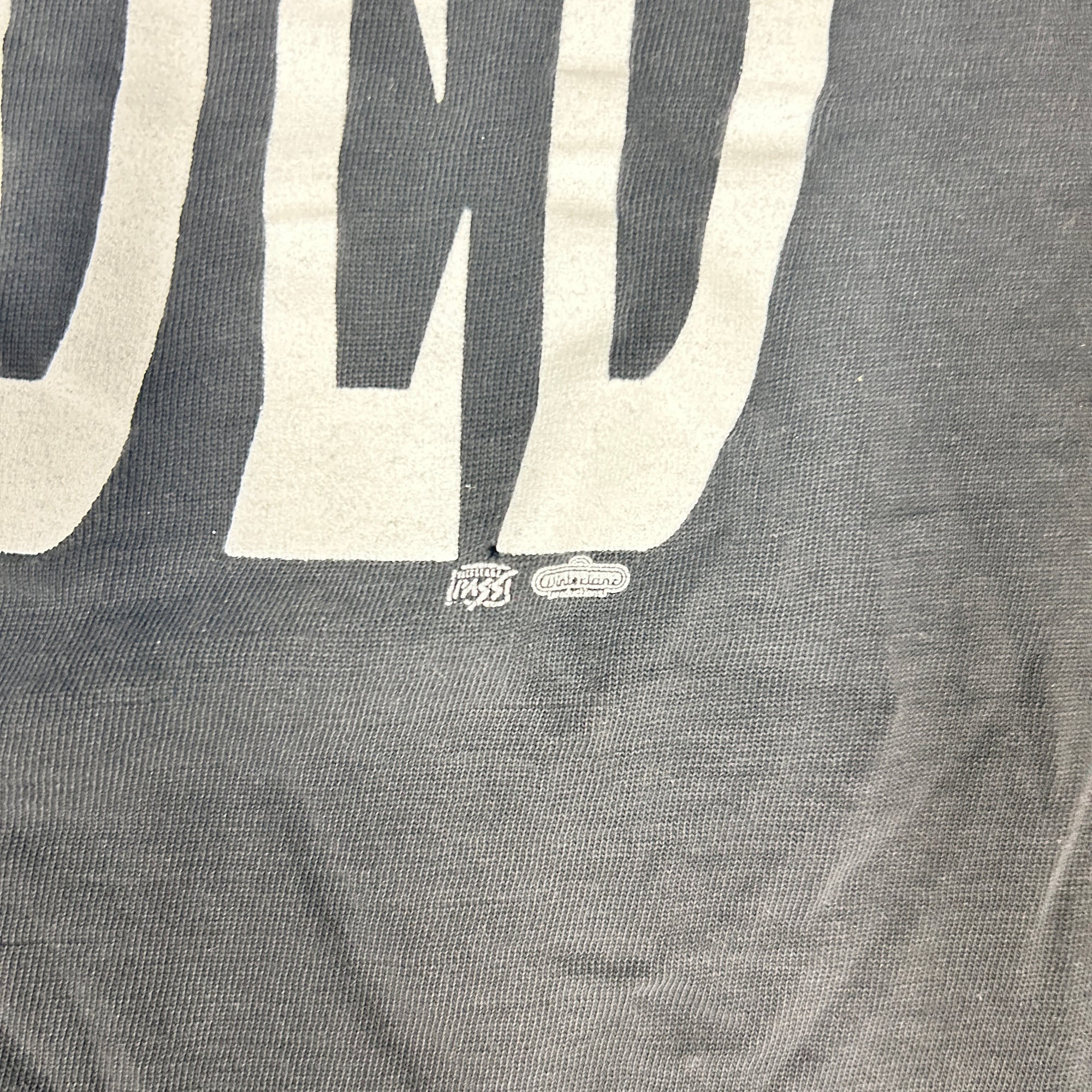 Vintage 1990s Led Zeppelin "Unledded" No Quarter Backstage Pass Winterland GraphicT-Shirt