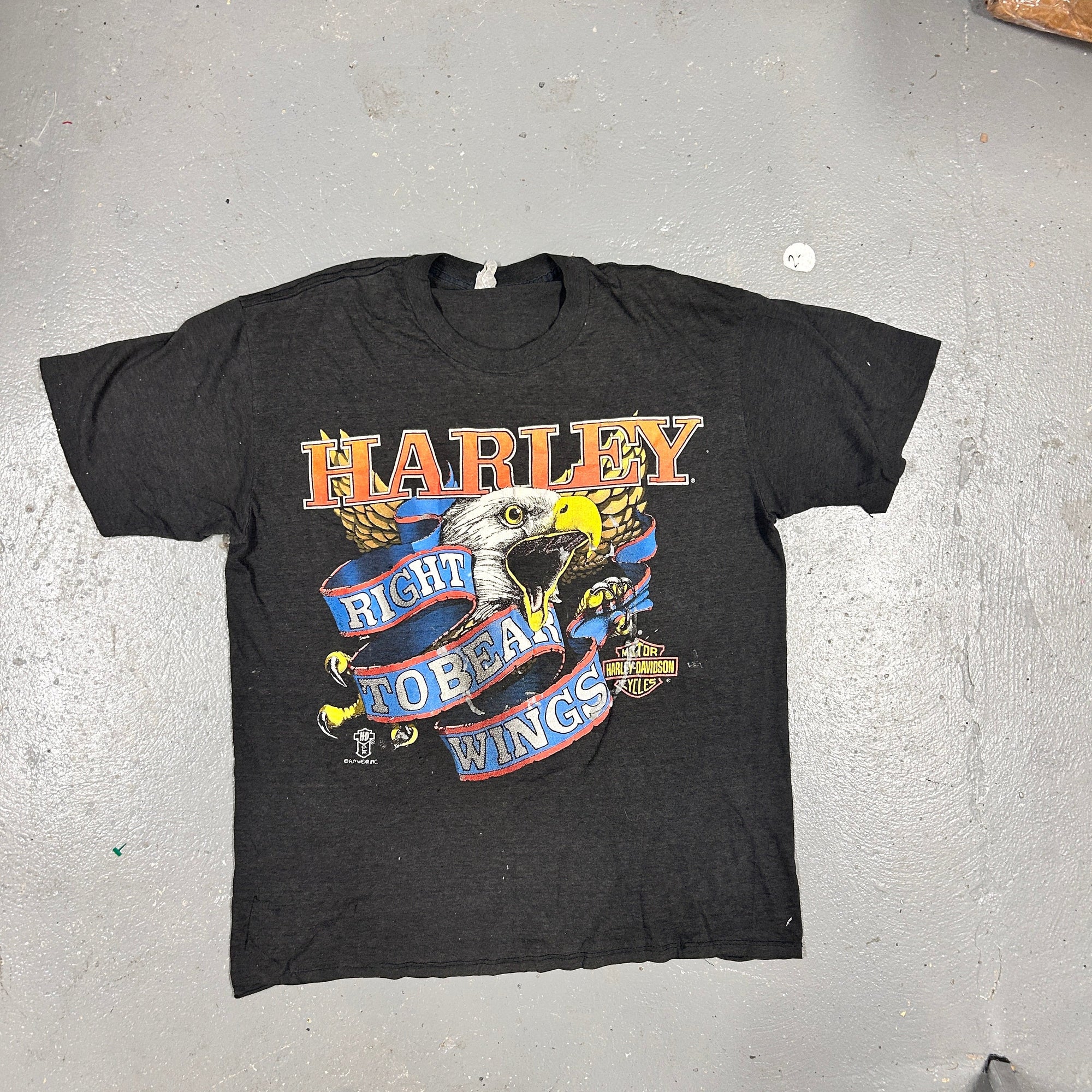 80s Harley Davidson "Right To Bear Wings" Fun Wear Single Stitch Biker T-Shirt