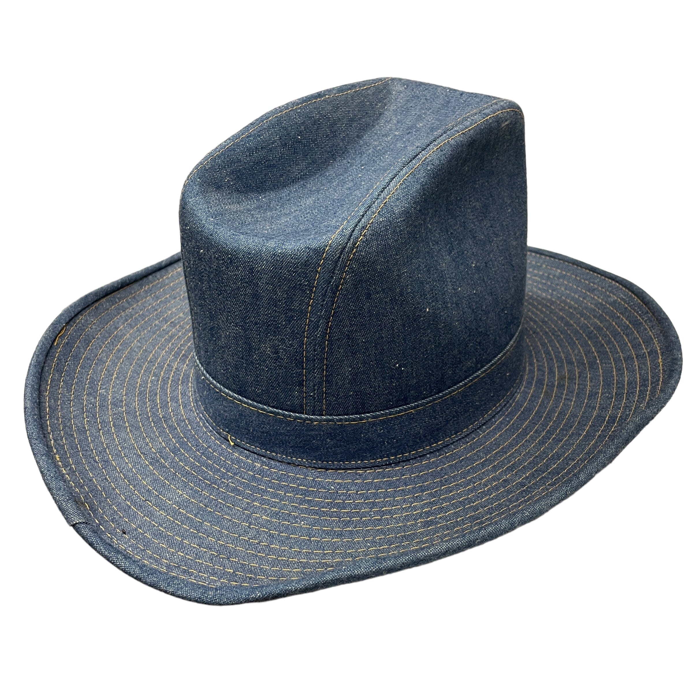 Levis cowboy hat 2025