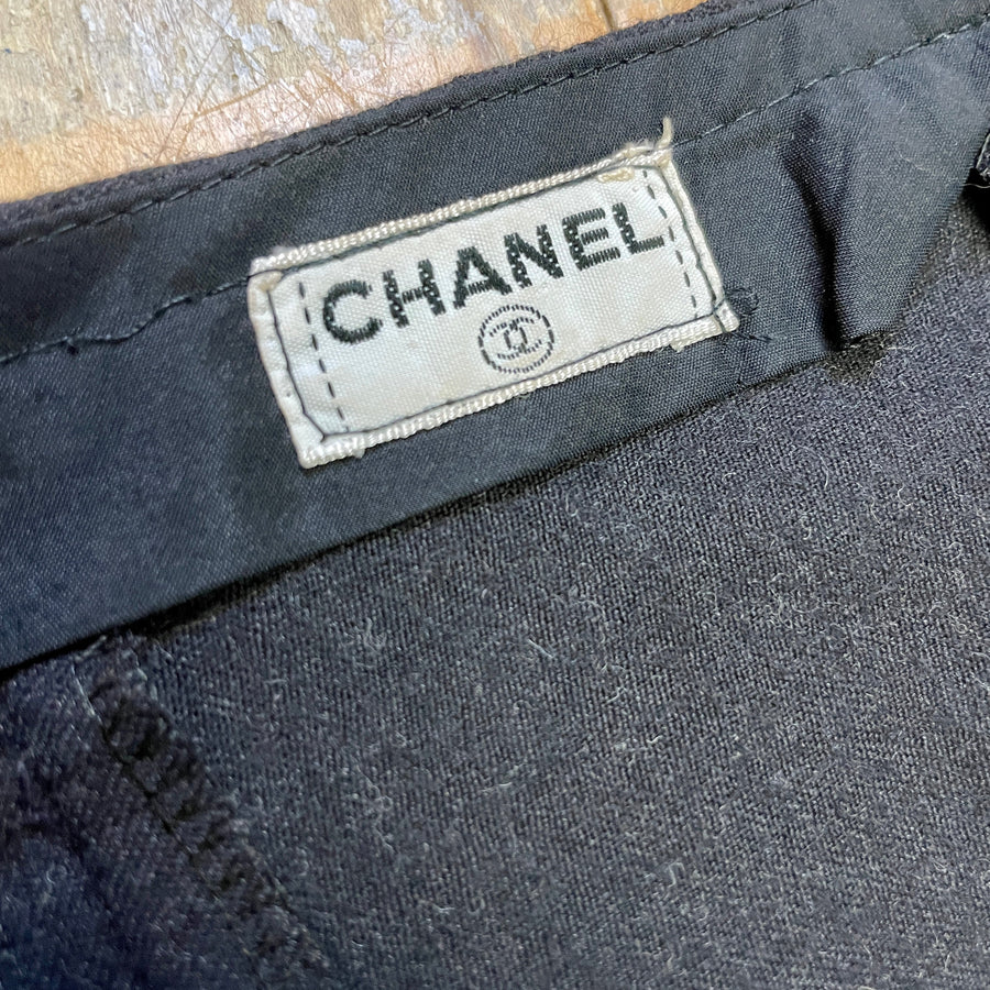Chanel Paris Designer Vintage Mini-Skirt With Golden Button Accents 28