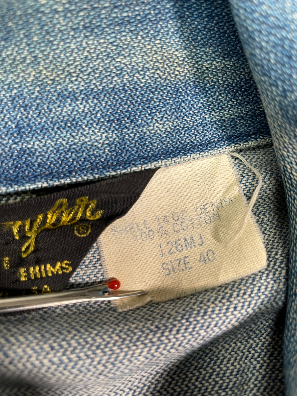 caa601d1-3c40-4c3d-a85d-0cb18b1631f1.jpg