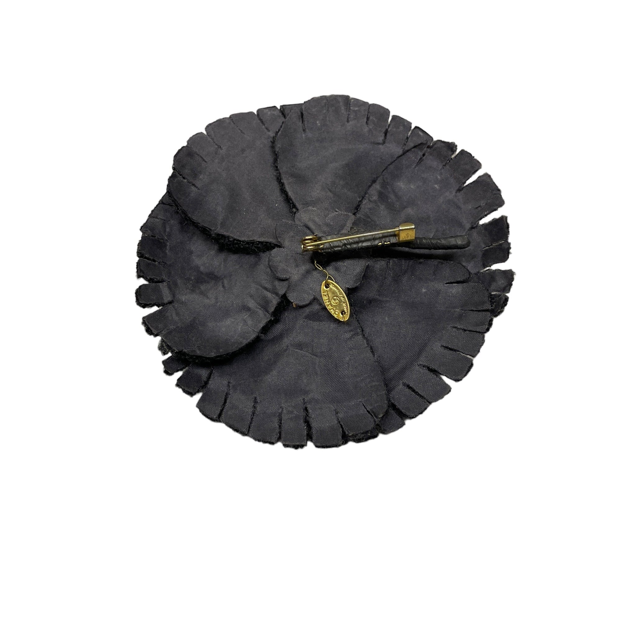 *Chanel Grey Brooch Black Market Vintage 