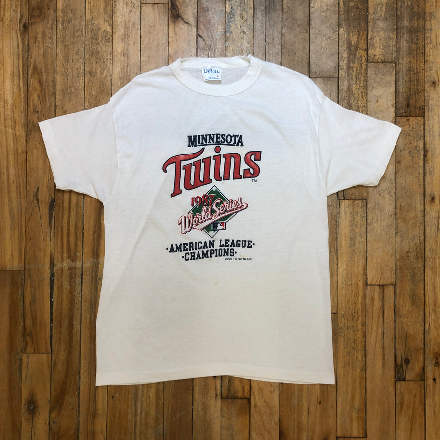 1987 Minnesota Twins World Series American League Champions Made In USA Vintage Single Stitch T-Shirt Size Medium Crewnecks & Hoodies Black Market Toronto 