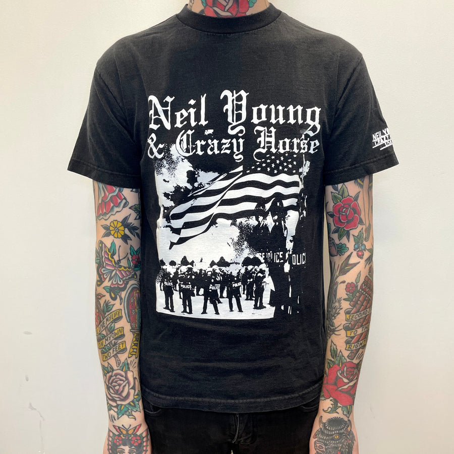 2003 Neil Young & Crazy Horse Vintage Graphic Band T-Shirt Size Medium T-Shirts Public Butter 