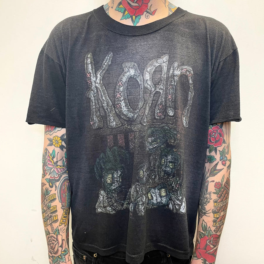90s Korn Issues Alternative Album Cover T-Shirt Size Large T-Shirts Public Butter 