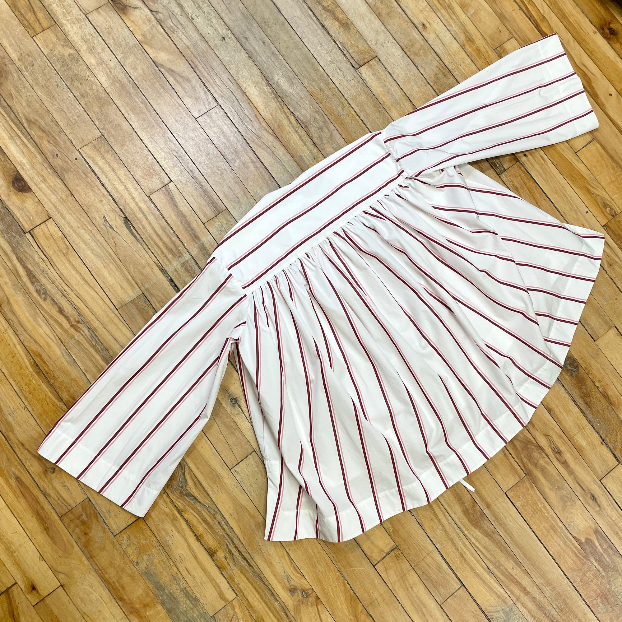 @Calvin Klein Vintage Designer Striped Top Tops Public Butter 