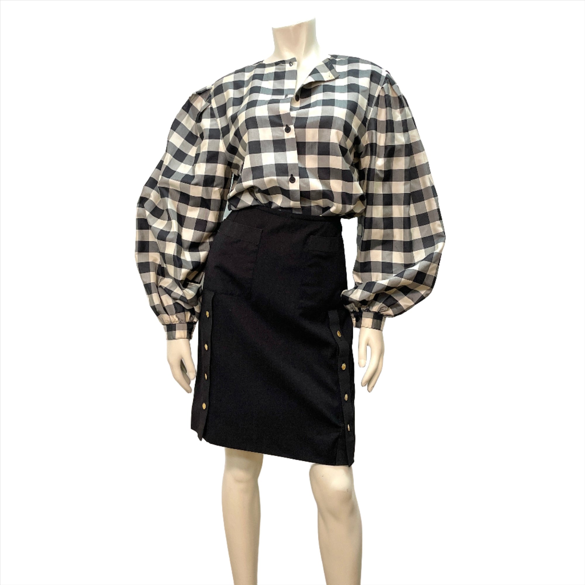 Chanel Paris Designer Vintage Mini-Skirt With Golden Button Accents 28&quot; Waist Tops Black Market Toronto 