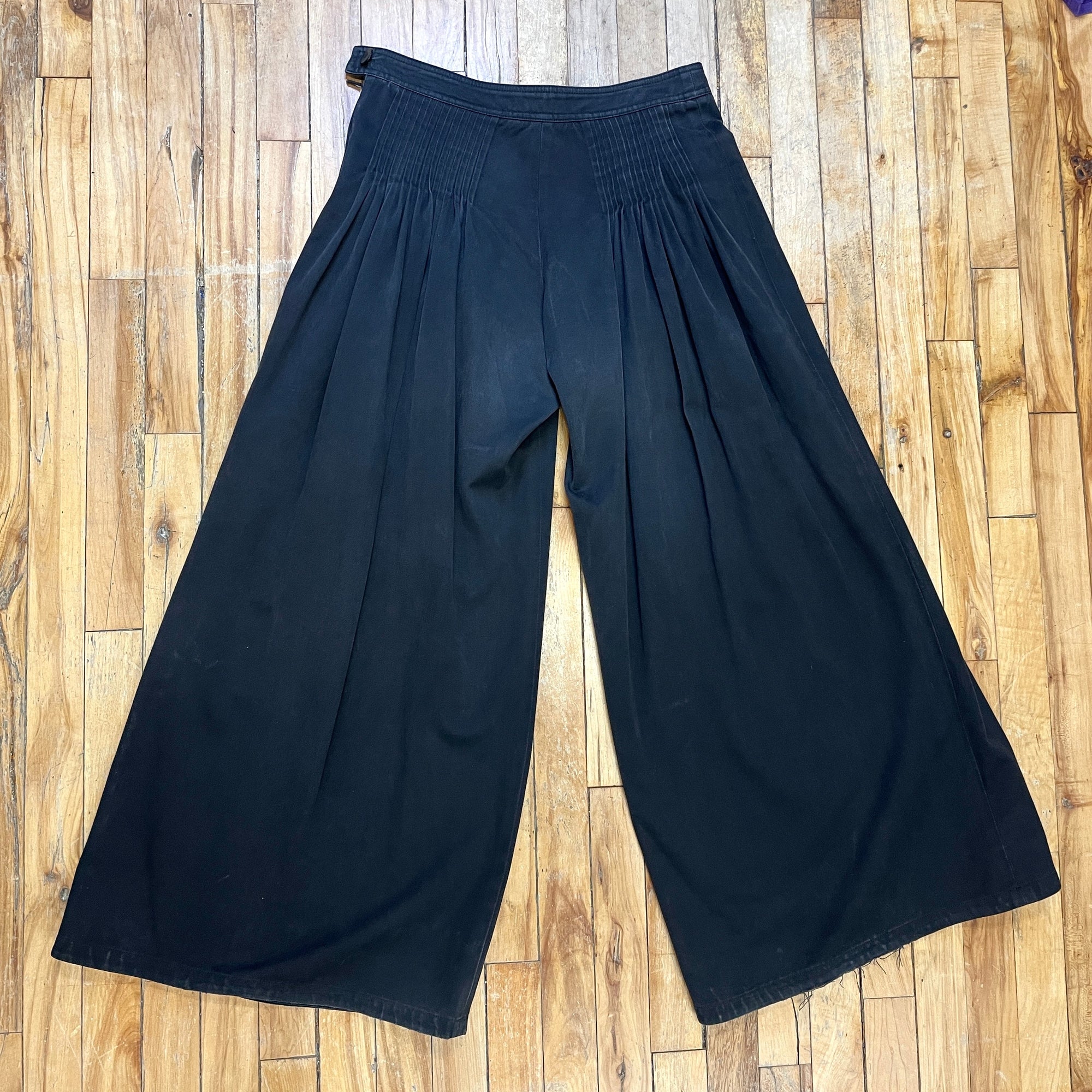@Chanel Vintage Designer Denim Trousers Made in France Size Tops Public Butter 