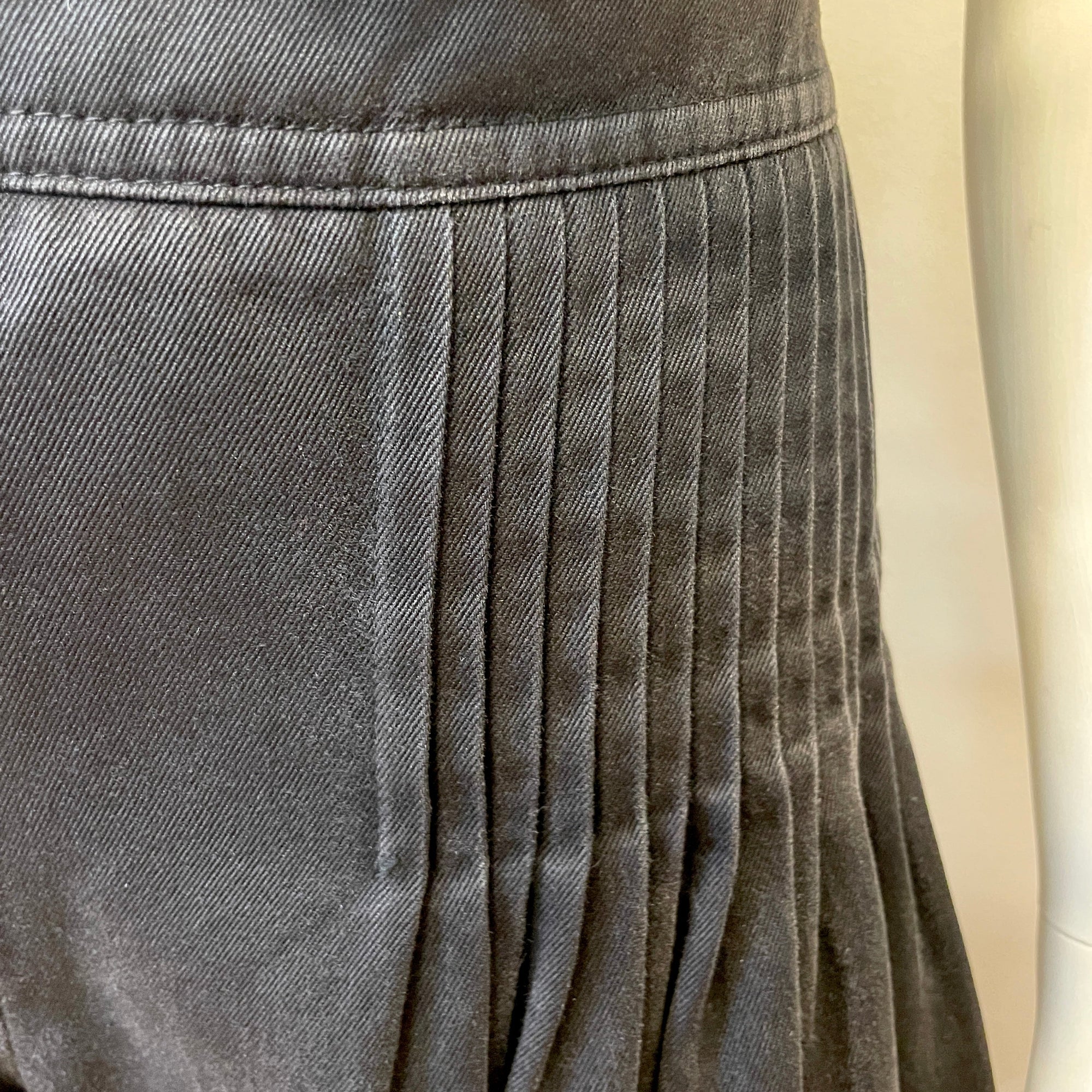 @Chanel Vintage Designer Denim Trousers Made in France Size Tops Public Butter 