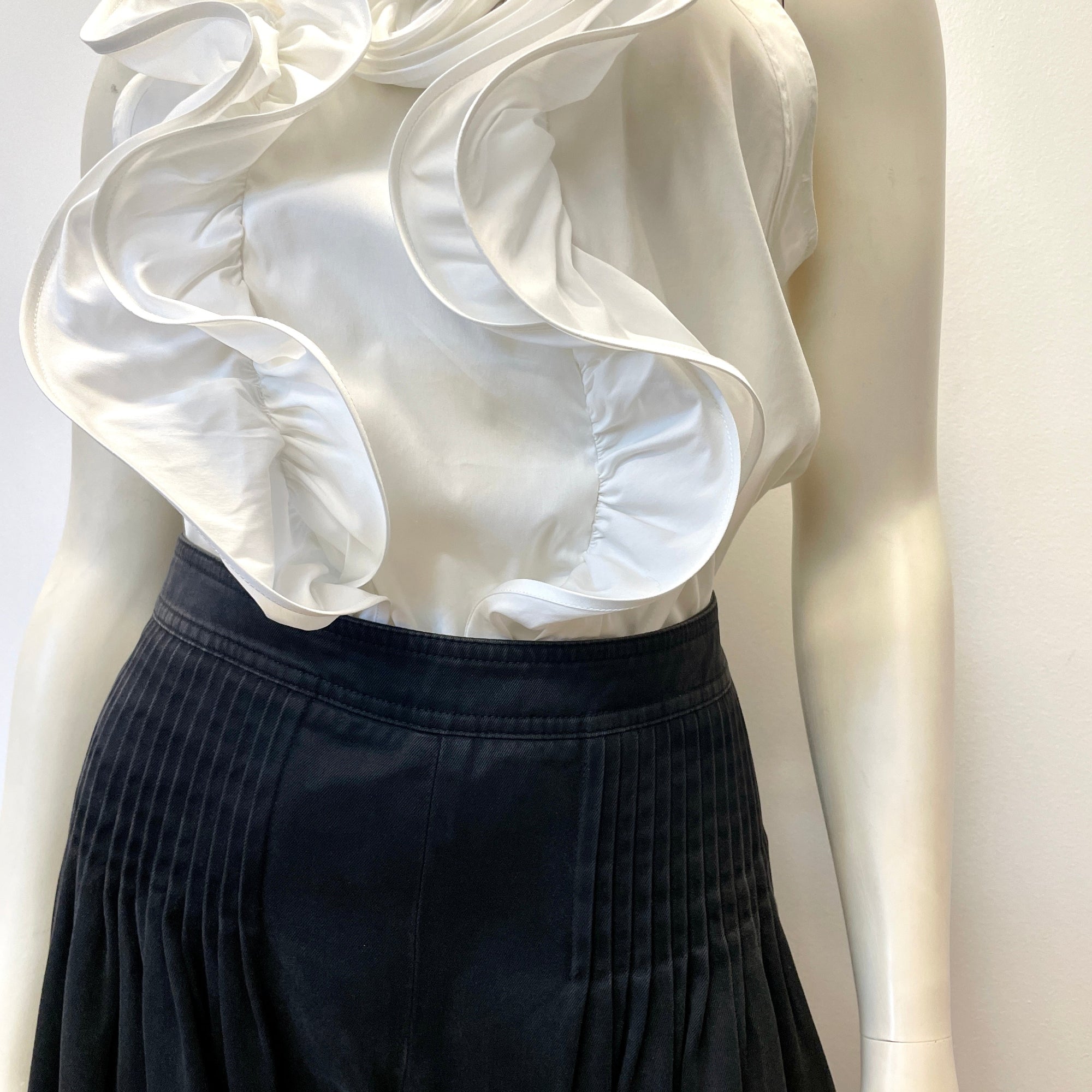 @Chanel Vintage Designer Denim Trousers Made in France Size Tops Public Butter 