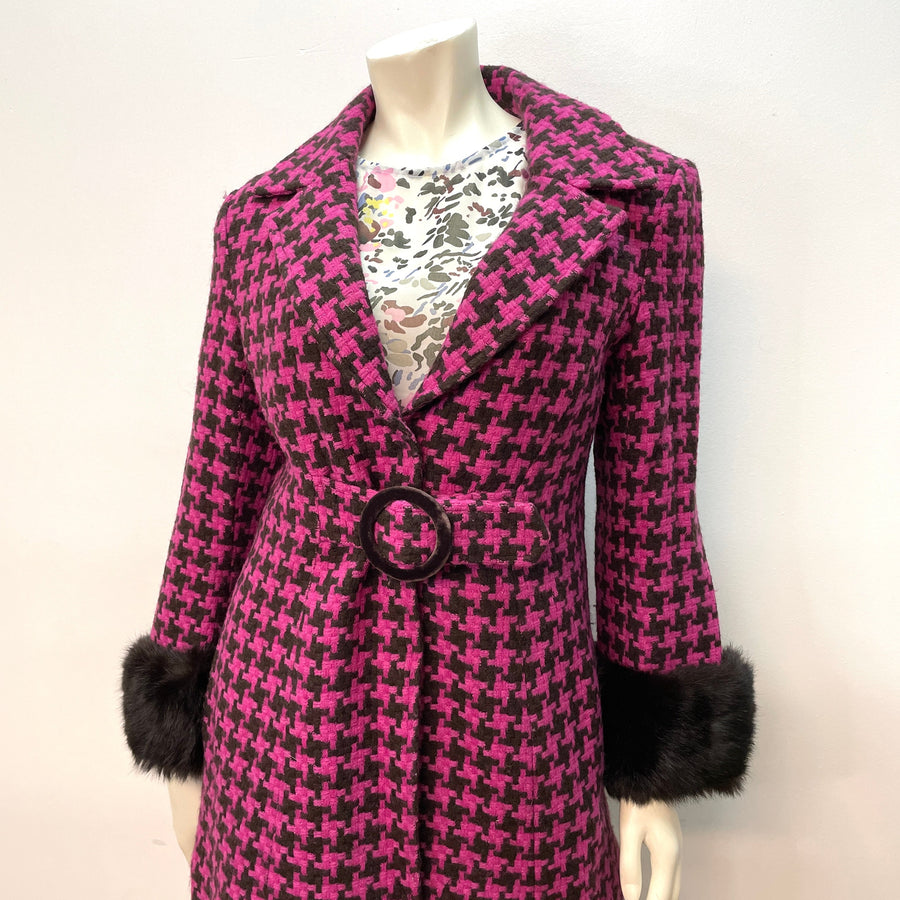 Groovy Y2K Vintage Nanette Lepore Pink Houndstooth Jacket with Fur Cuffs Made in USA Size S/M Tops Public Butter 