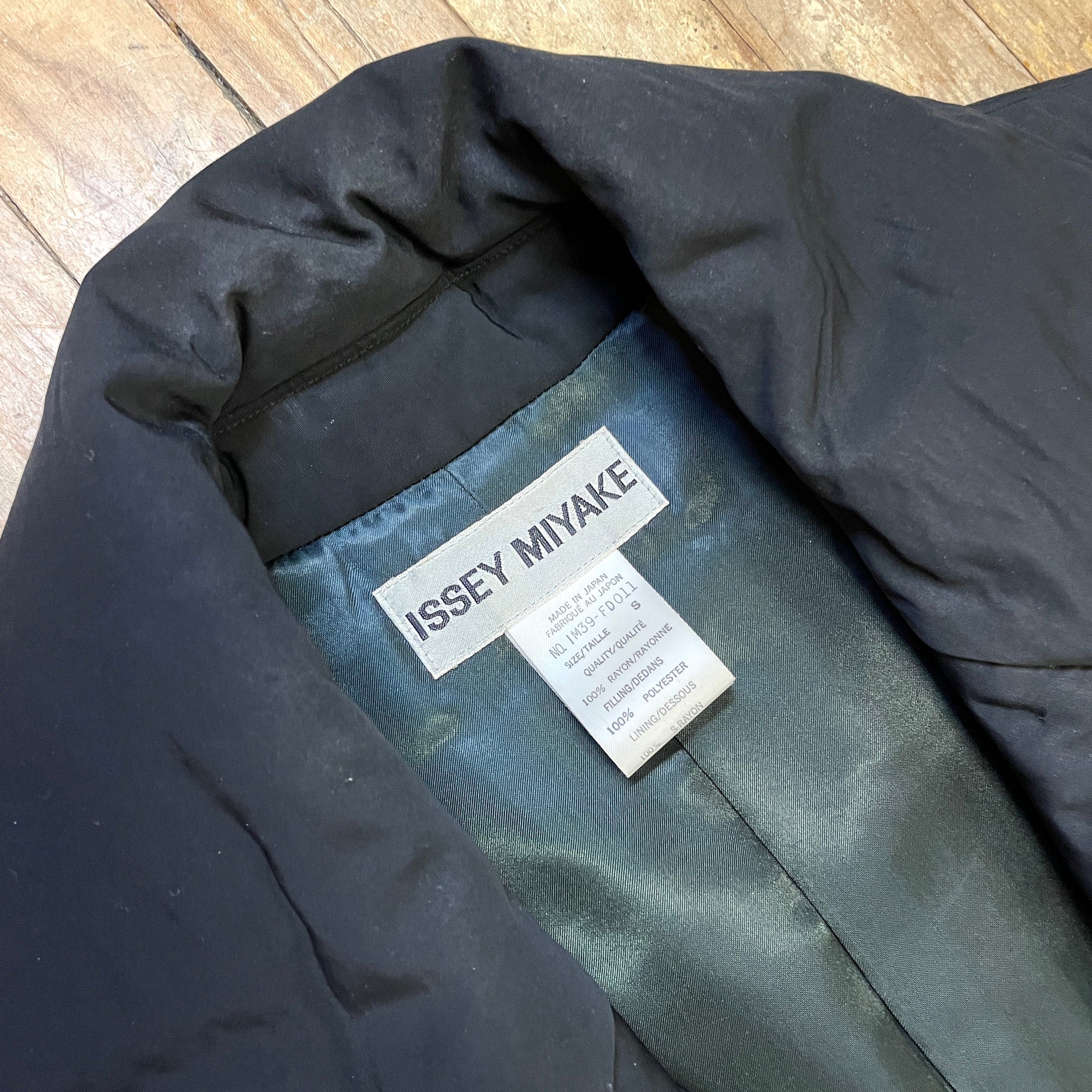 @Issey Miyake Vintage Designer Cropped Coat Size Tops Public Butter 