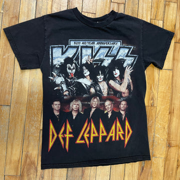 KISS Def Leppard 40 Year Anniversary 2014 Tour Vintage Band T-Shirt Size S T-Shirts Black Market Toronto 