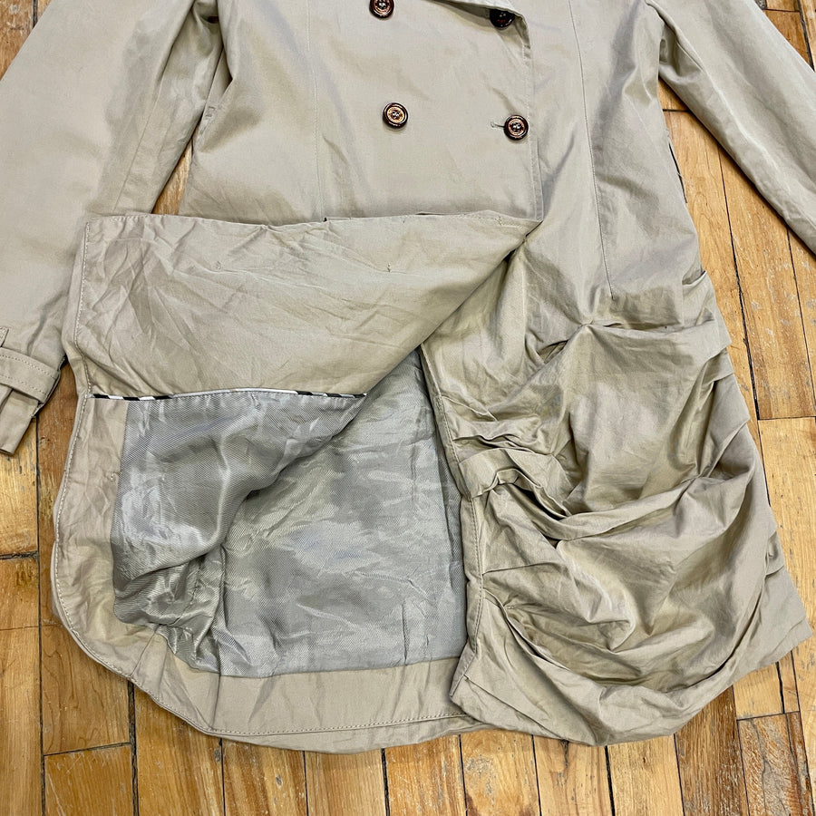Spring 2010 Pre Loved Burberry Prorsum Trench Coat with Gathered Fabric Feature Size S/Youth 14 Tops Public Butter 