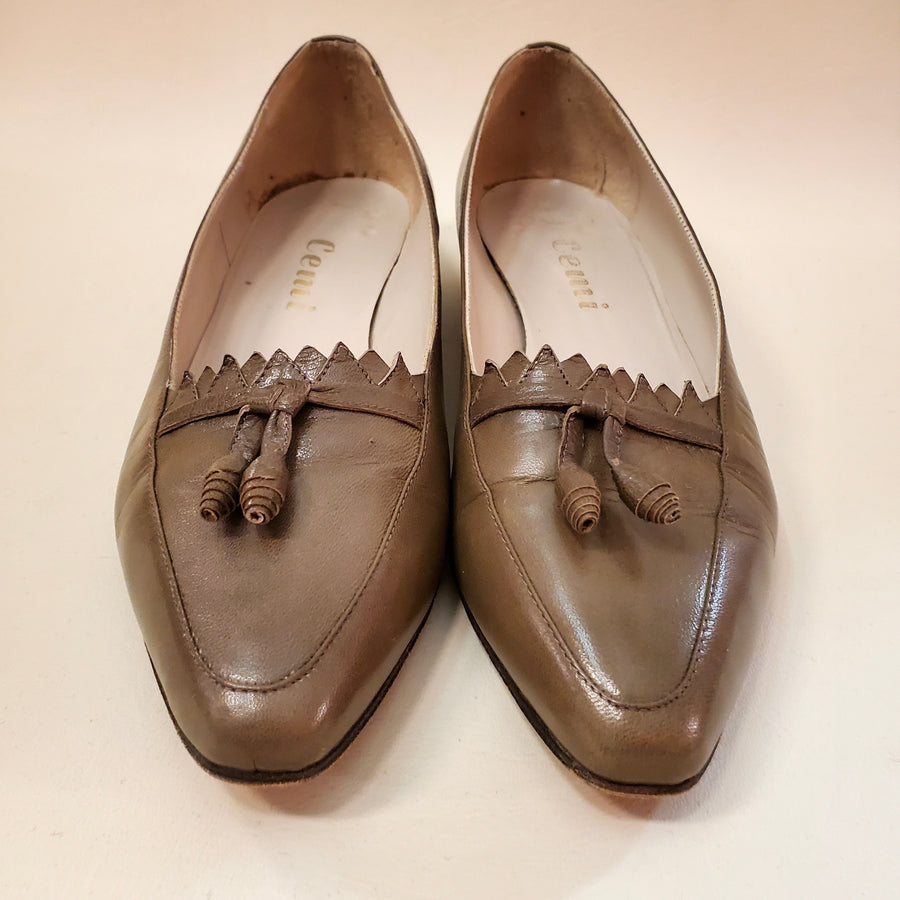 Vintage Cemi Taupe Leather Loafers Made in Italy Size EU 35.5/US 5 Accessories Black Market Toronto 