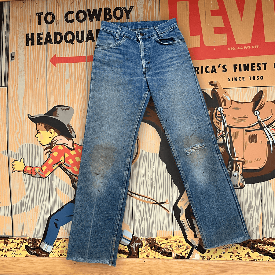 Vintage Levi's Orange Tab Light Wash Denim Jeans with Raw Hem 26